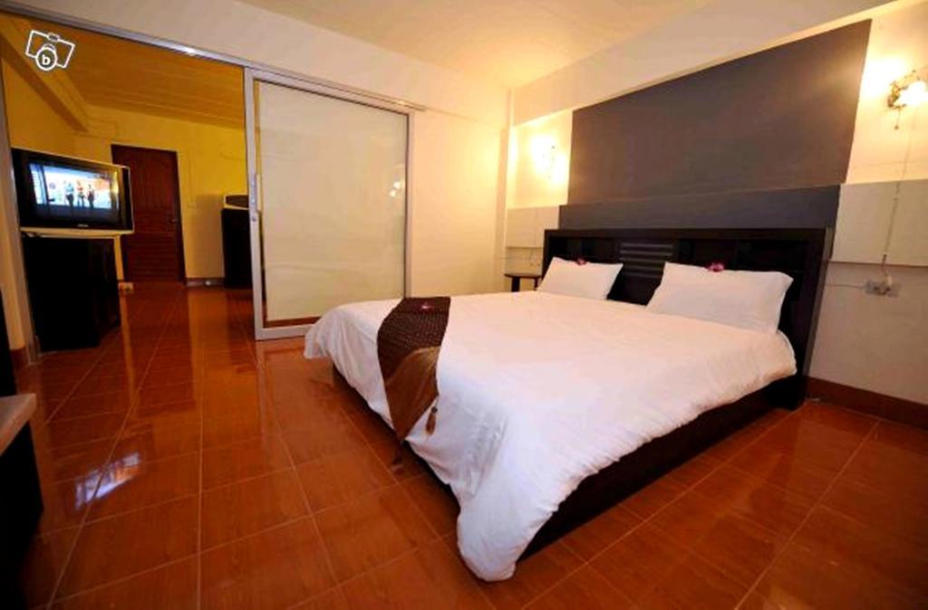 2Gether Guesthouse Karon Quarto foto